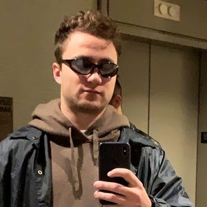 Meet your Posher, Philip